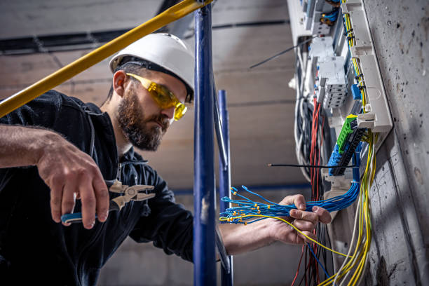Best Local Electrician Companies  in Fair Oaks, VA